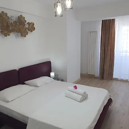 Apartment Infinity Beach Pool & Spa 3*