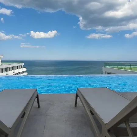 Infinity Beach Pool & Spa